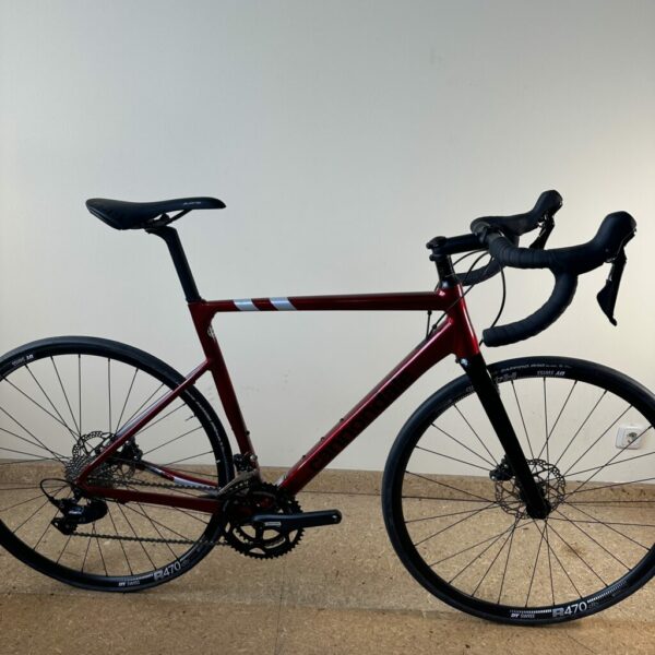 Cannondale CAAD13 Disc 105, candy red oder black matt